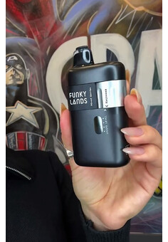 Funky Lands & Lost Mary Sonic 30000 - 30000 затяжек